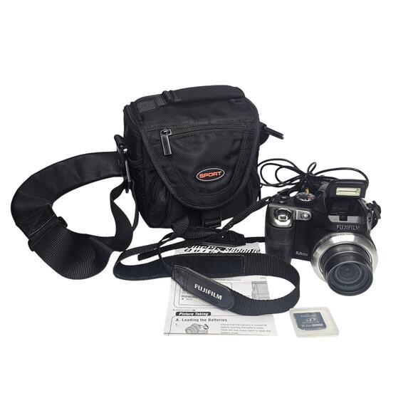 FUJIFILM FinePix S8000fd 18x 8MP Optical Zoom Digital CAMERA SD Card Works As Is - Picture 1 of 14